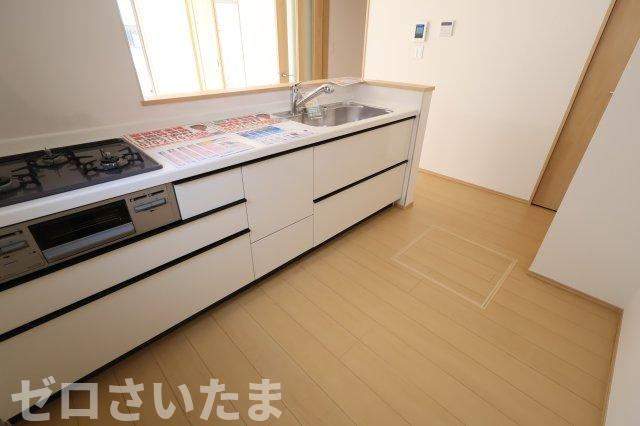 《仲介手数料無料》岩槻区本丸１丁目17-18新築一戸建てハートフルタウンのキッチン