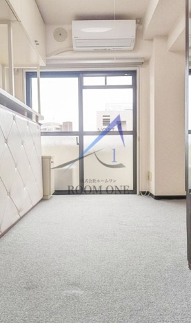 エグゼクティブ代官山の居間・リビング|洋室のお部屋です。