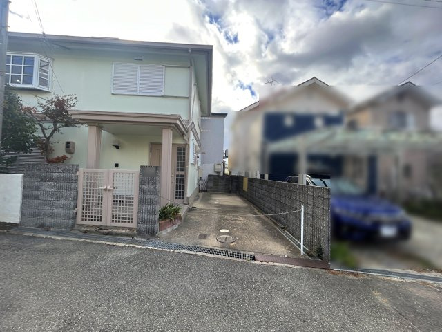 箕面市新稲６丁目　中古戸建