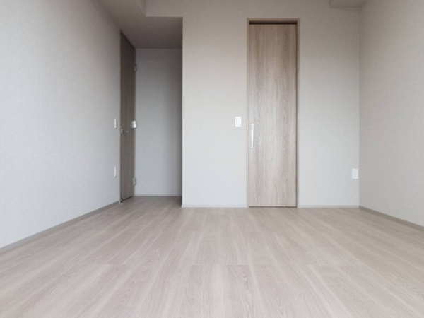 【洋室】 | 【洋室】
約8.0帖！採光良好です◎