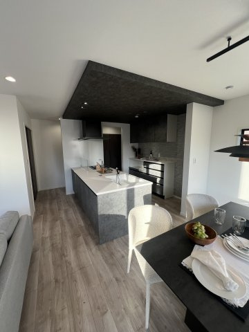 中央区田名　新築戸建全８棟のその他|モデルハウス棟のキッチンです