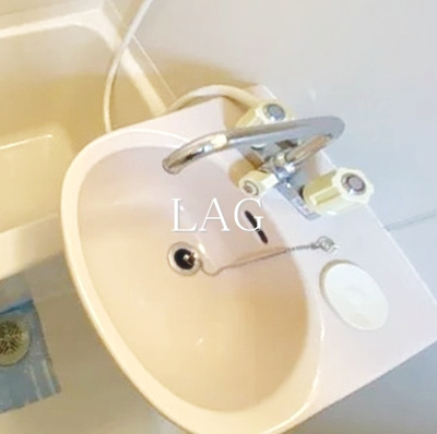 【洗面所】 | 萬来ビル | 洗面台です。