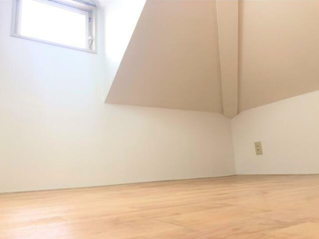 ファサードクロスの洋室|ロフト