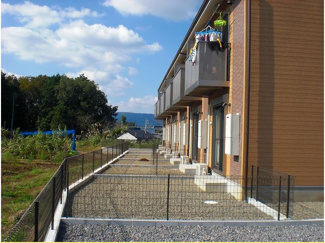 【庭】 | Four Leaf Clover