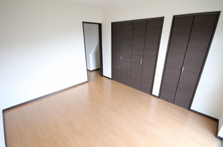 【寝室】 | Four Leaf Clover