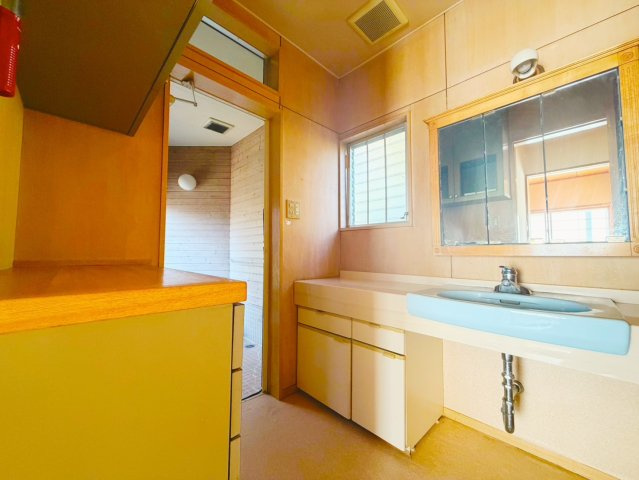 こだわりの設計♪芳賀郡益子町大字小宅中古住宅の独立洗面台