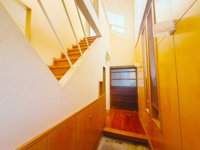 こだわりの設計♪芳賀郡益子町大字小宅中古住宅の玄関