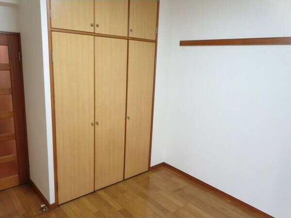 エクセルシオール金山の洋室|きれいな洋室です