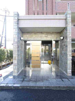【エントランス】