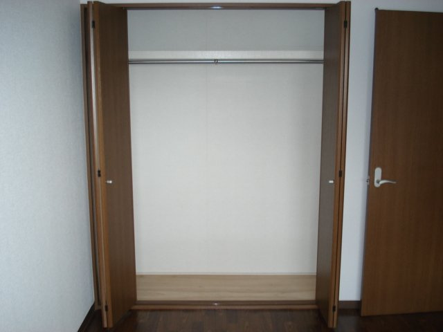 グランディール高野台の収納|クローゼット