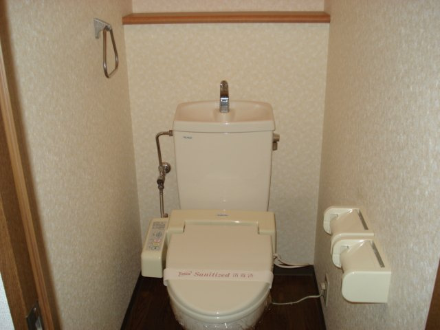 グランディール高野台のトイレ|シャワー付トイレ