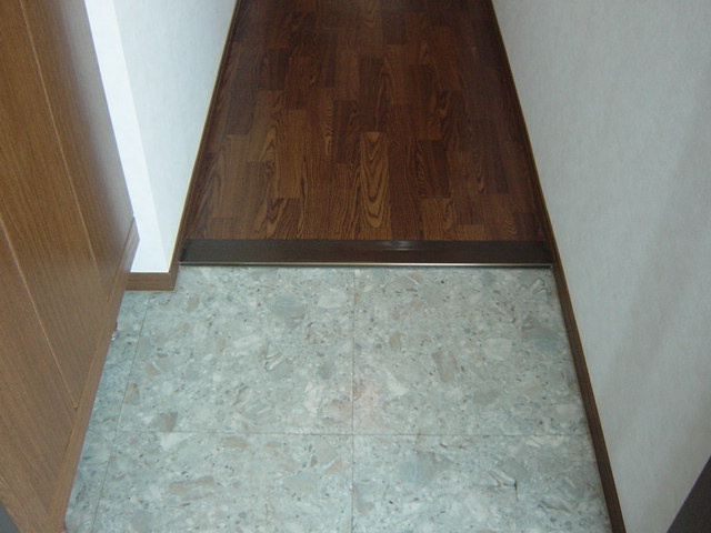 グランディール高野台の玄関|玄関