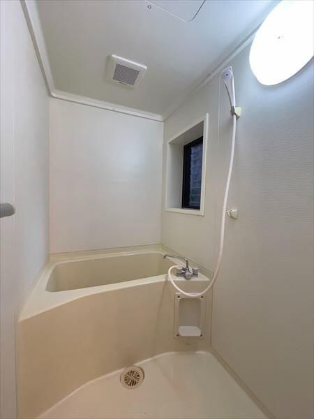 シャンブル江戸川Ⅷの浴室