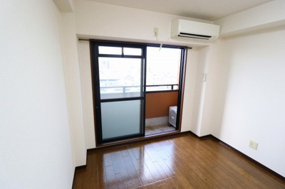 【洋室】 | オズレジデンス関目