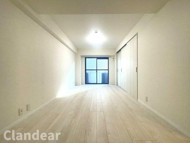 セザール錦糸町の洋室|ドキドキの新生活も、安心してスタート。ぴったりの住まいを見つけませんか？クランディアが一緒に住まい選びをサポートします‼　まずは、お気軽にお問合せください　＃クランディア