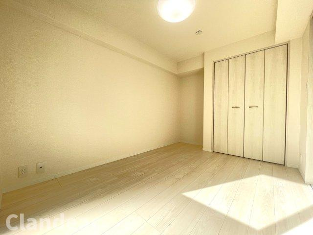 セザール錦糸町の洋室|ドキドキの新生活も、安心してスタート。ぴったりの住まいを見つけませんか？クランディアが一緒に住まい選びをサポートします‼　まずは、お気軽にお問合せください　＃クランディア