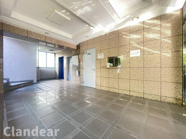 セザール錦糸町のエントランス|ドキドキの新生活も、安心してスタート。ぴったりの住まいを見つけませんか？クランディアが一緒に住まい選びをサポートします‼　まずは、お気軽にお問合せください　＃クランディア