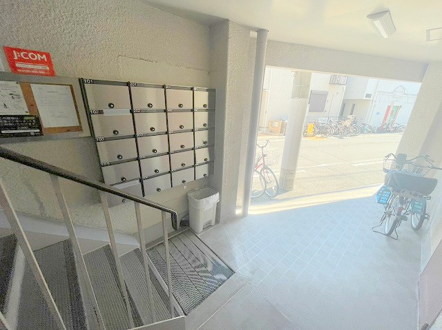 リブレ木川のエントランス