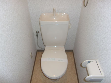 セレブ華乃郷のトイレ|落ち着いたトイレです
