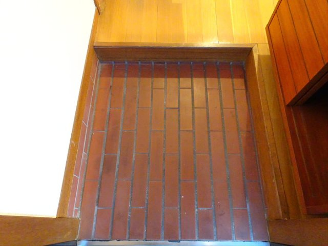 福寿ハイツの玄関