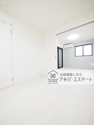 【寝室】 | THE APARTMENT 66