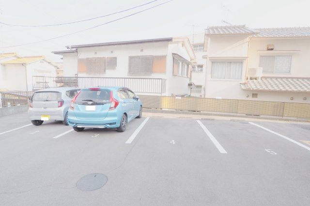 ヴィラシティー祇園の駐車場