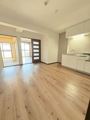 【内装】 | サンシャイン和