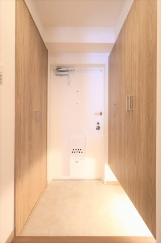 ライオンズマンション木町通の玄関