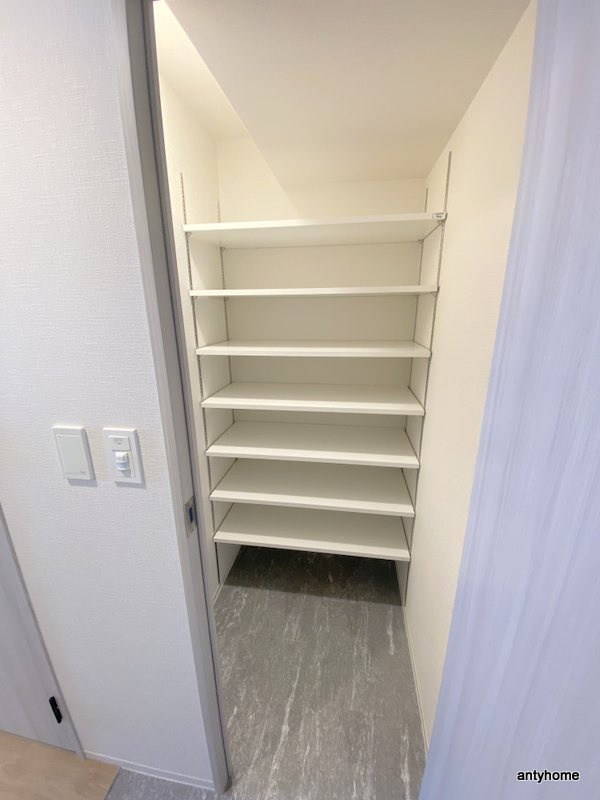 アーバネックス新町Ⅱ　仲介手数料無料の収納