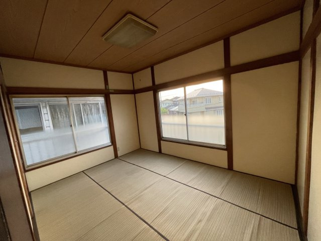 上広谷１７４－８店舗の和室