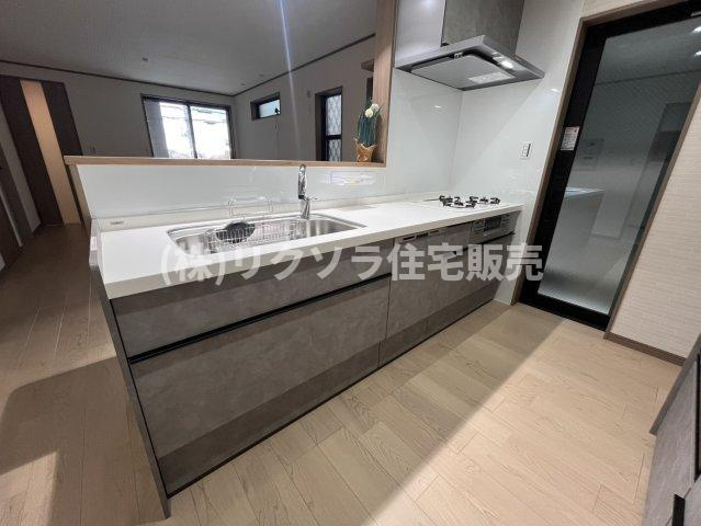 川勝町　新築一戸建てのキッチン|■物件内覧・資金計画相談・住宅ローン相談、リフォーム相談、お問合せ受付中■
※当日・翌日のご内覧、ご相談はお電話でのお問合せがスムーズです！