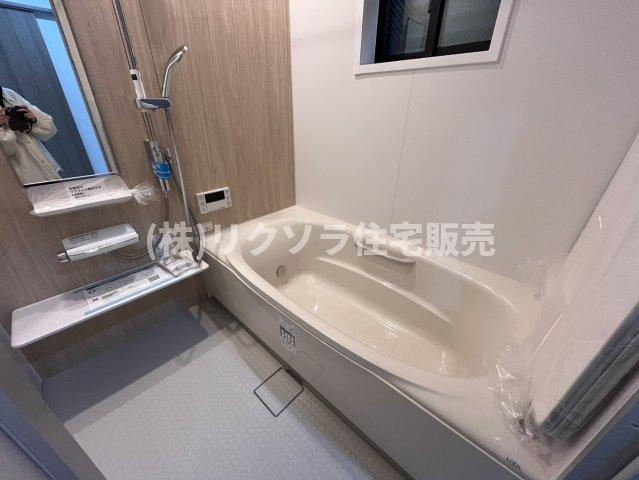 川勝町　新築一戸建ての浴室|浴室換気乾燥暖房機付き
■物件内覧・資金計画相談・住宅ローン相談、リフォーム相談、お問合せ受付中■
※当日・翌日のご内覧、ご相談はお電話でのお問合せがスムーズです！