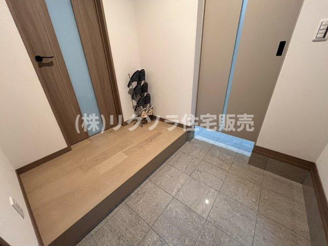 川勝町　新築一戸建ての内装|玄関内部
■物件内覧・資金計画相談・住宅ローン相談、リフォーム相談、お問合せ受付中■
※当日・翌日のご内覧、ご相談はお電話でのお問合せがスムーズです！