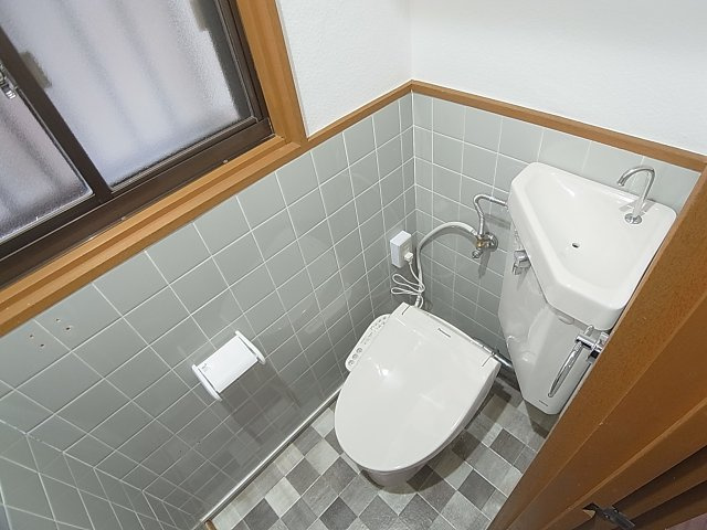 Cozy唐櫃のトイレ|温水洗浄便座付きのトイレ