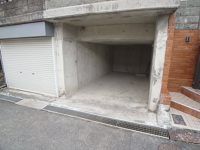 Cozy唐櫃の駐車場|敷地内駐車場完備