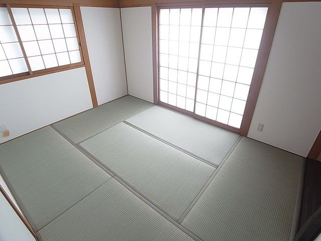 Cozy唐櫃の和室|２Fの和室、明るく綺麗です