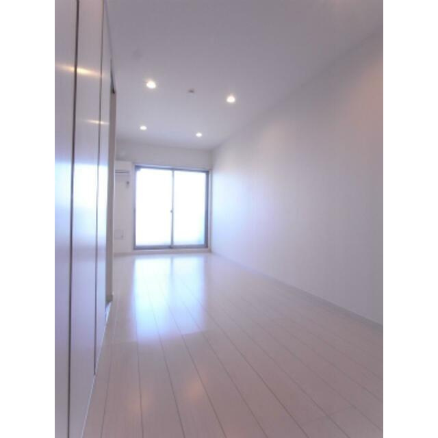 小金井市東町３丁目のアパートの居間・リビング