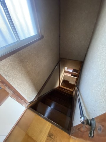 （ご成約済）【 売主 】横浜市南区六ツ川4丁目　戸建のその他|階段