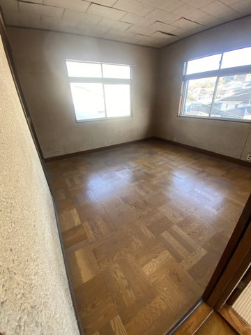 【 売主 】横浜市南区六ツ川4丁目　戸建の洋室|2階洋室