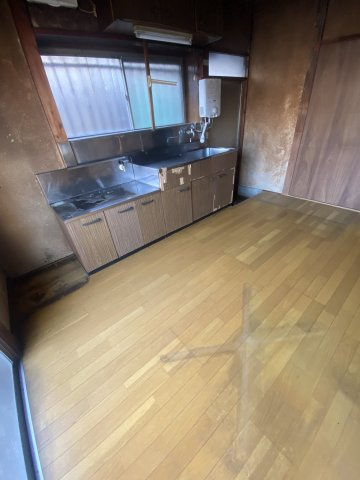 【 売主 】横浜市南区六ツ川4丁目　戸建のキッチン