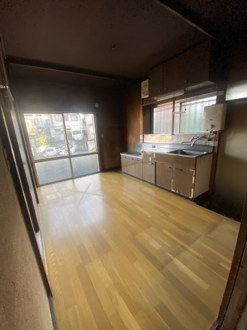 （ご成約済）【 売主 】横浜市南区六ツ川4丁目　戸建のキッチン