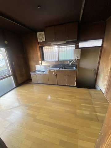 【 売主 】横浜市南区六ツ川4丁目　戸建のキッチン