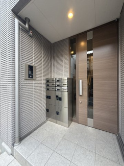 【エントランス】