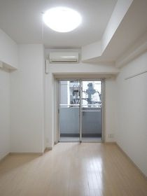 グランド・ガーラ銀座の居間・リビング