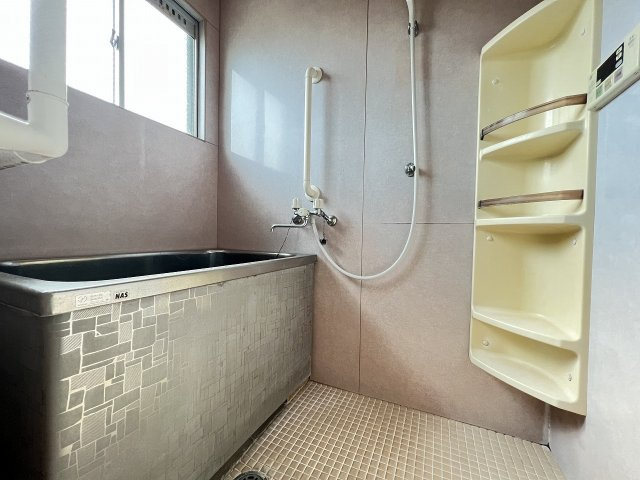 西町ハイツの浴室