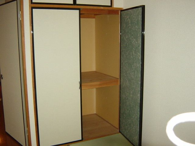 ドミールシャルマンの収納