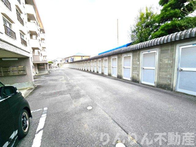 【駐車場】 | 第2三宅ビル | 駐車スペースもあります