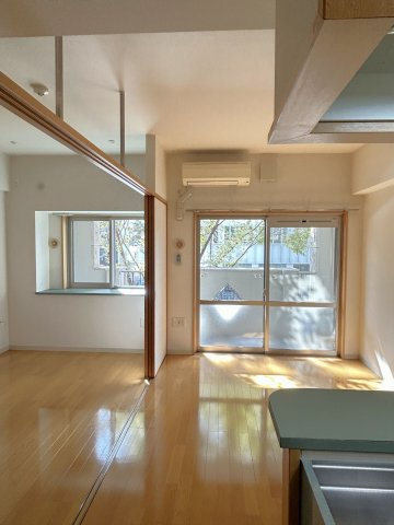 アスピーテ渡辺通の居間・リビング