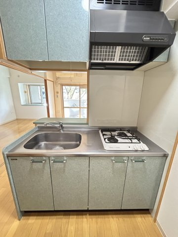 アスピーテ渡辺通のキッチン