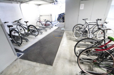 【その他】 | ウィスタリア新北野